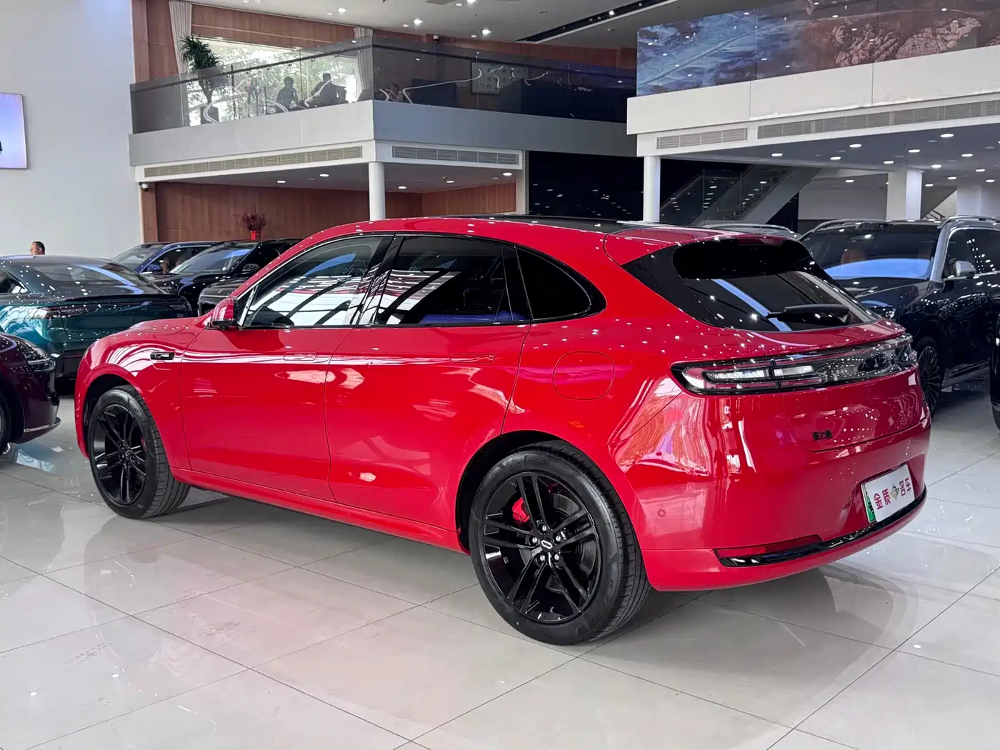 AITO Wenjie AITO M5 2025 Extended Range Ultra AWD фото 18