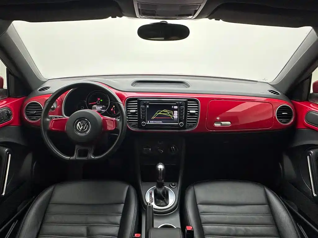 Volkswagen Beetle 2014 1.4TSI Fashion Edition фото 15