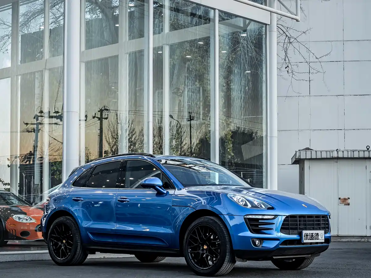 Porsche Macan 2016 Macan 2.0T фото 2