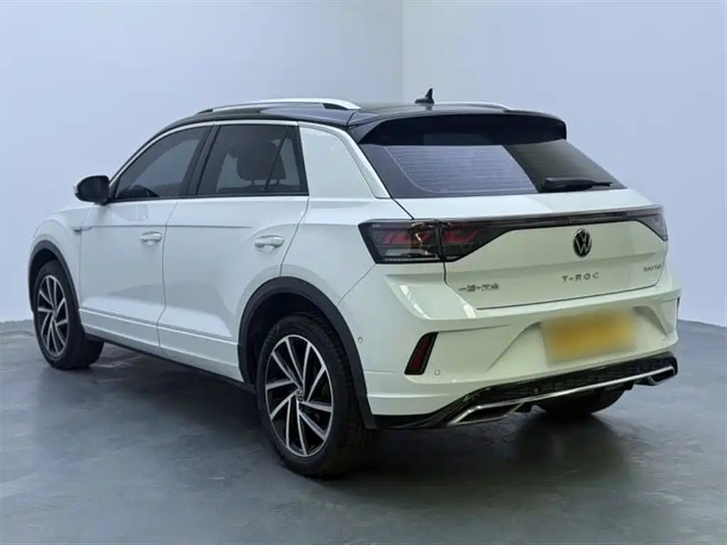Volkswagen T-ROC 2024 300TSI DSG FWD Starlight Edition фото 9