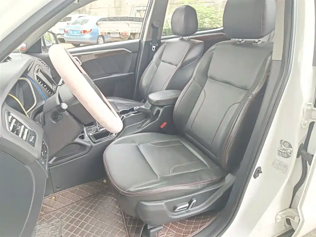 Geely GX7 2015 2015 Sport 2.0L Automatic Exclusive