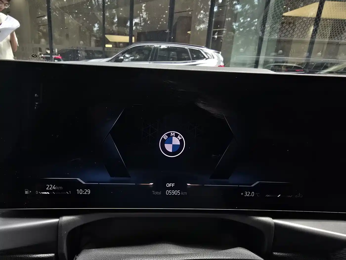 BMW 4 Series 2024 430i M Sport Shadow Edition фото 9