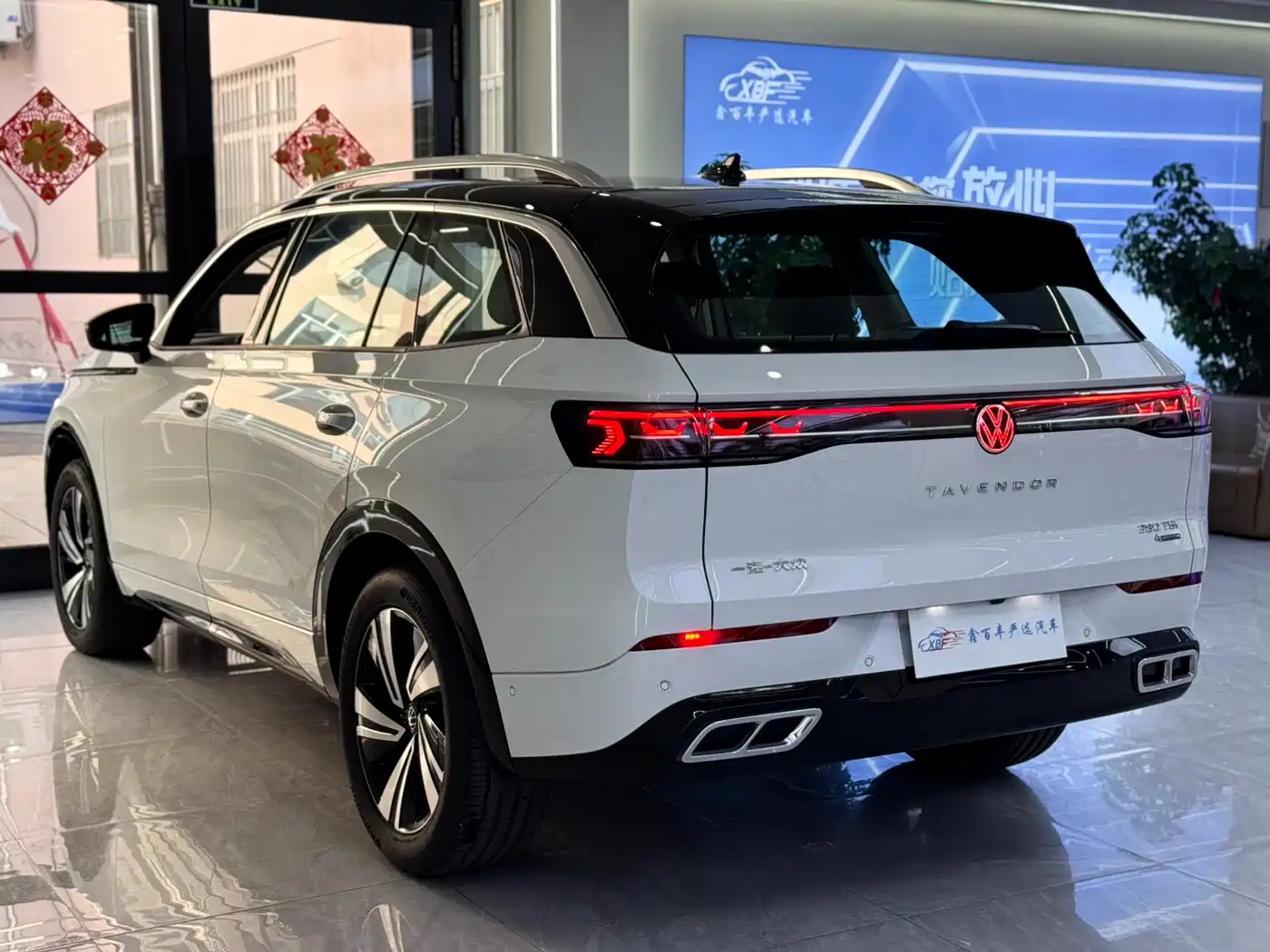 Volkswagen Talagon 2024 380TSI 4WD R-Line Touring фото 8