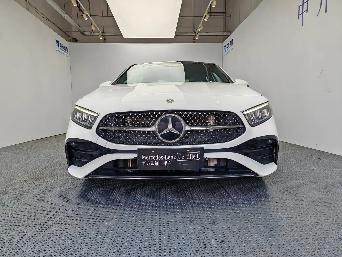 Mercedes-Benz A-Class 2025 2025 A 200 L Fashion Edition