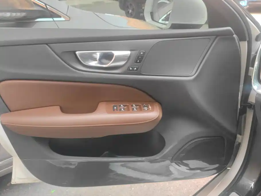 Volvo S60 2026 2026 B4 Smart Luxury Edition