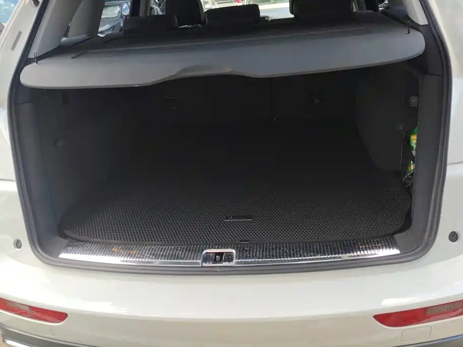 Audi Q5 2018 2017 Plus 40 TFSI Technology