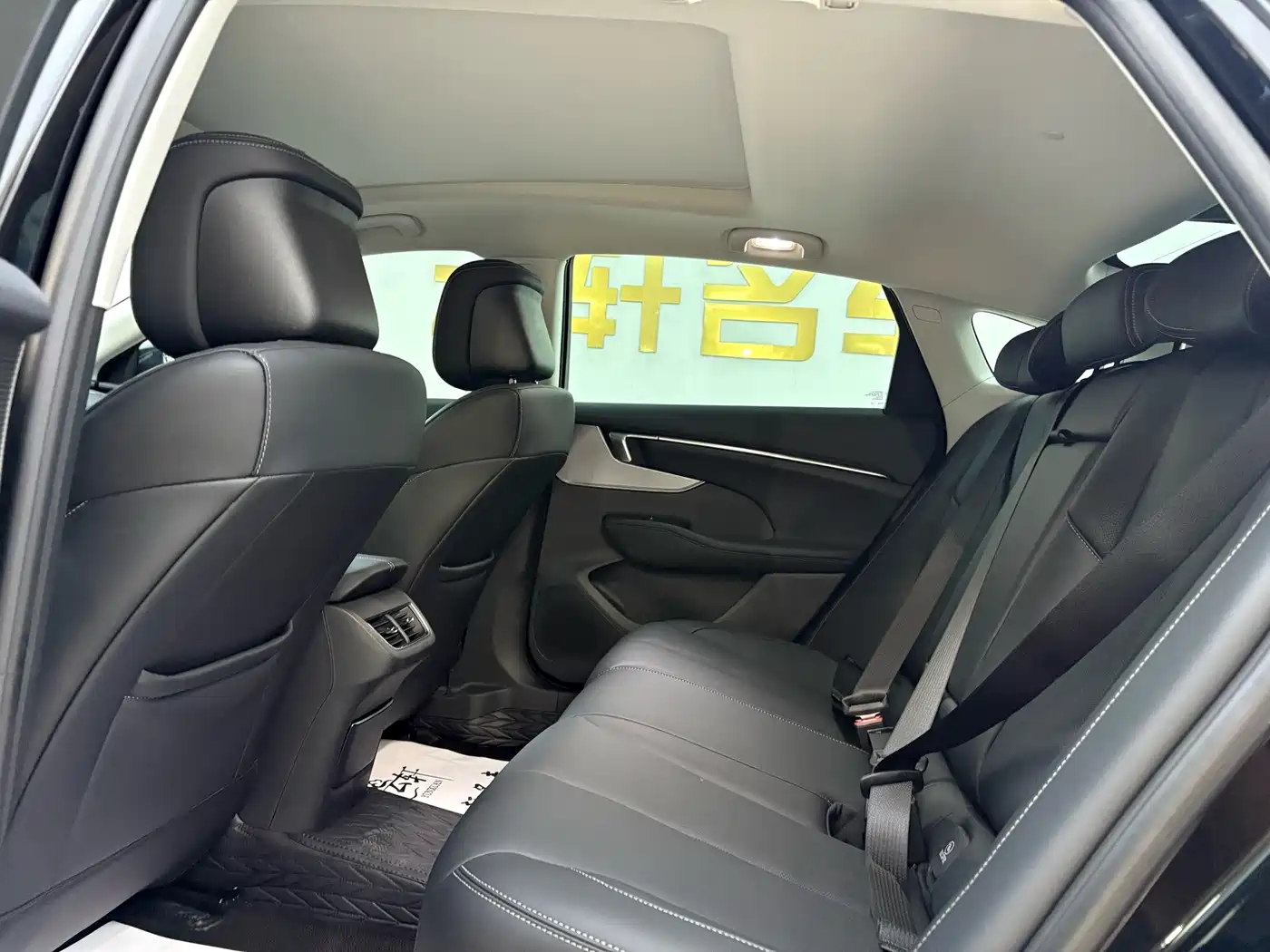 Photo 19 - Buick LaCrosse