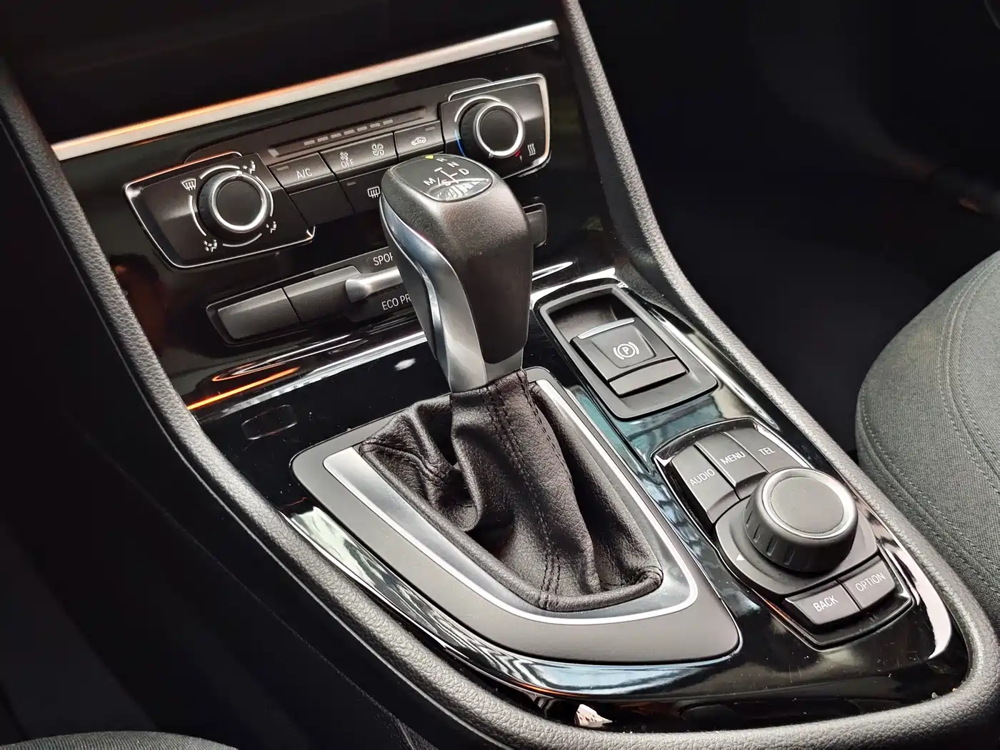BMW 2 Series Touring 2016 218i Fashion Model фото 17