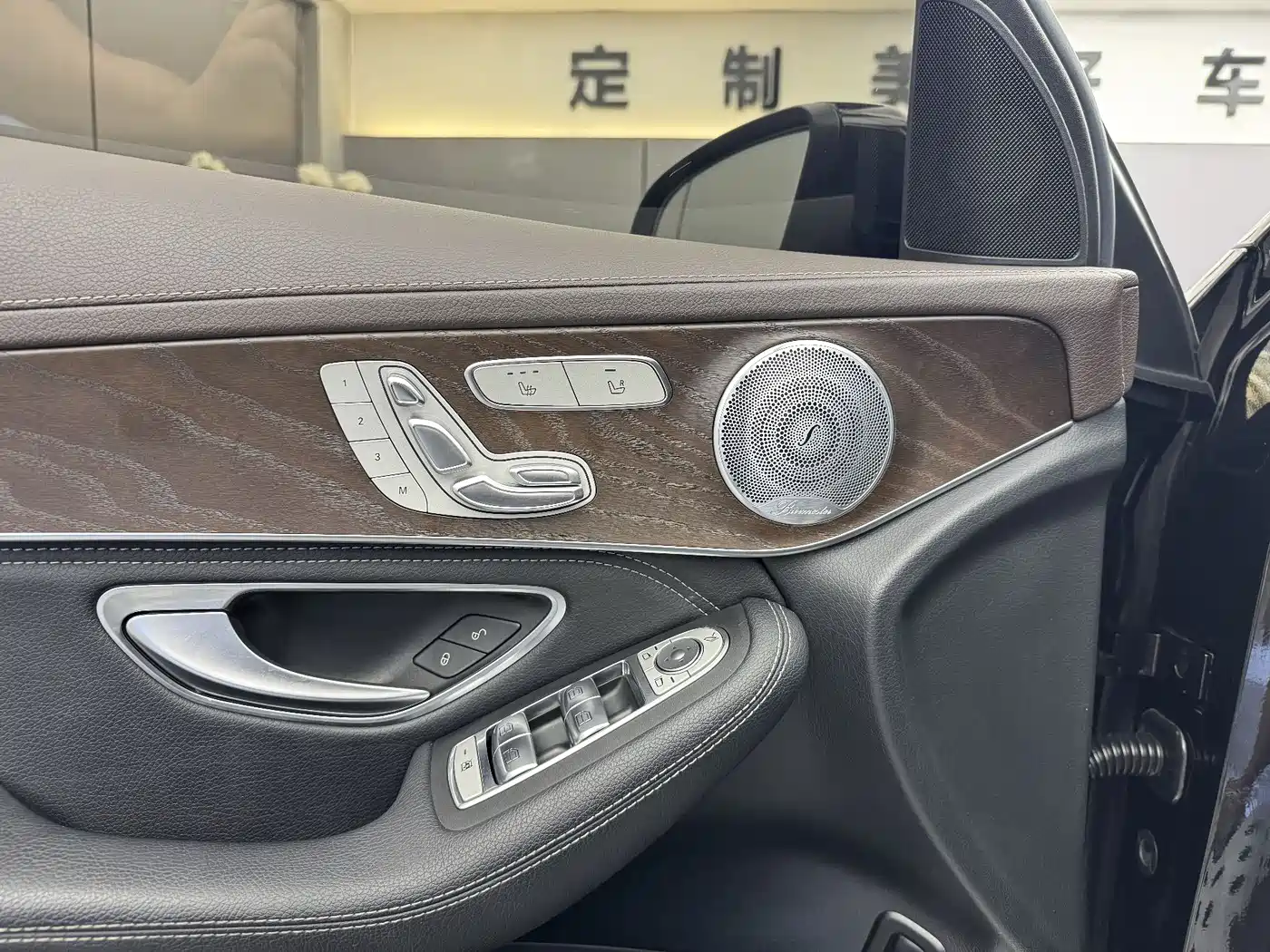 Mercedes-Benz GLC 2020 GLC 300 L 4MATIC Dynamic фото 5