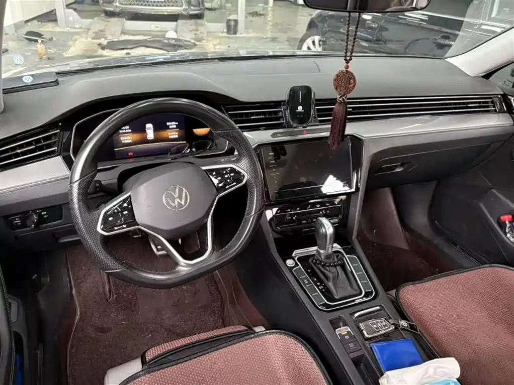 Volkswagen Magotan 2023 2 Million Units Anniversary Edition 330TSI DSG Leading Type фото 4