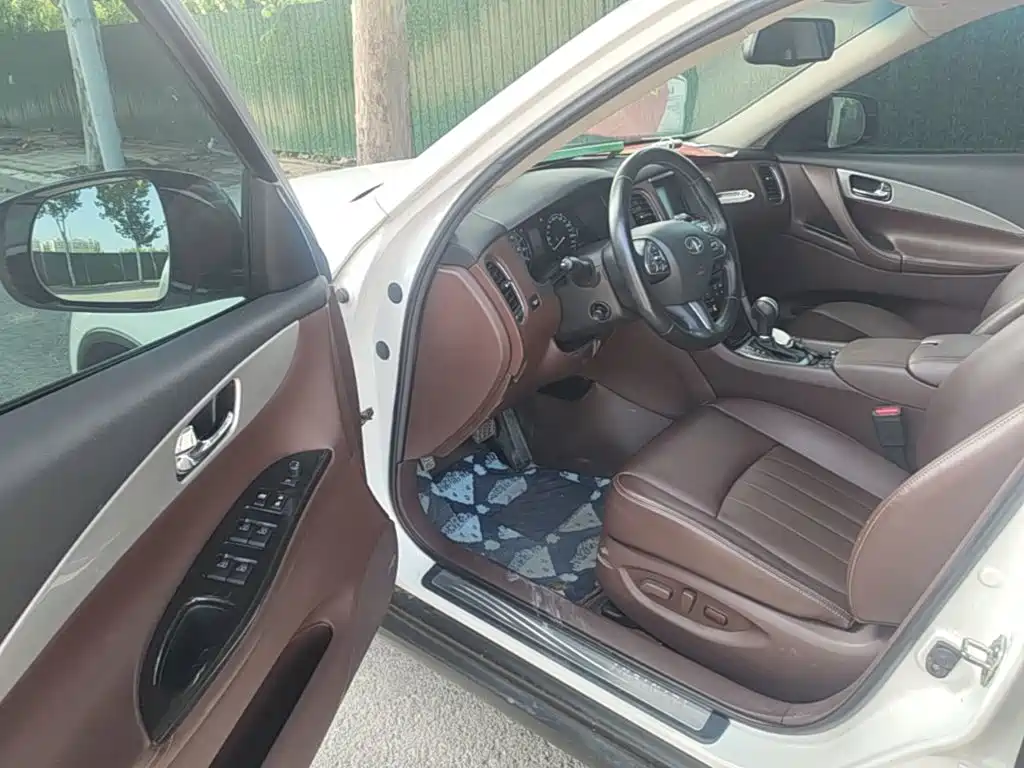 Infiniti QX50 2017 2015 2.5L Enjoyment Edition