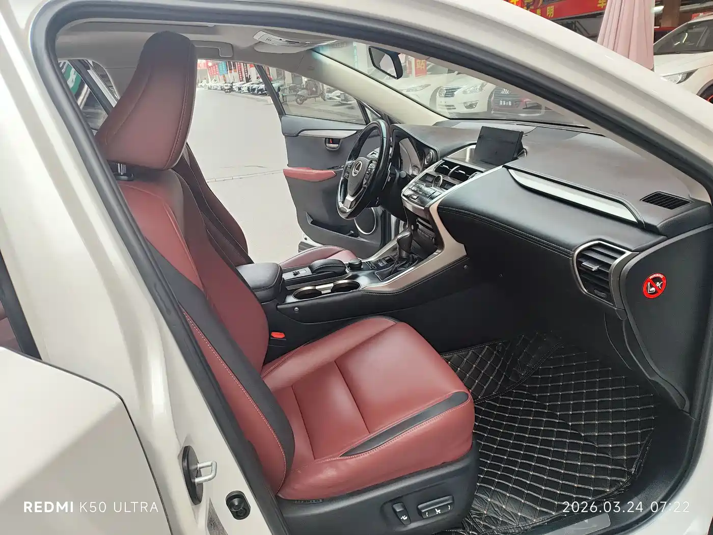 Lexus NX 2015 200t AWD F Sport фото 10