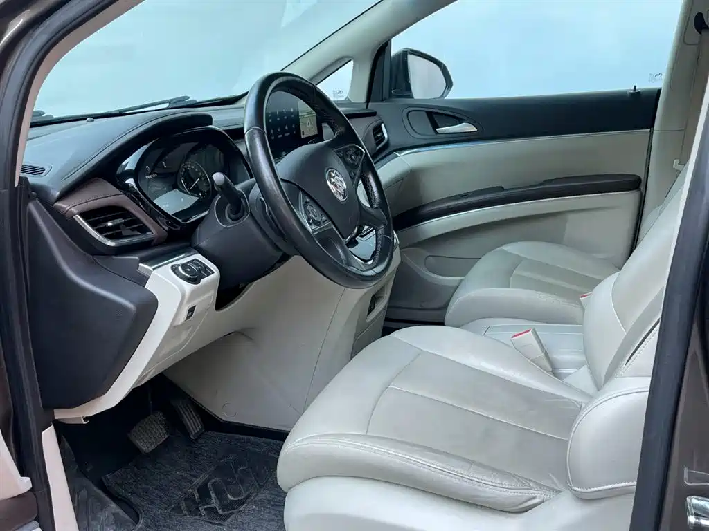 BUICK GL8