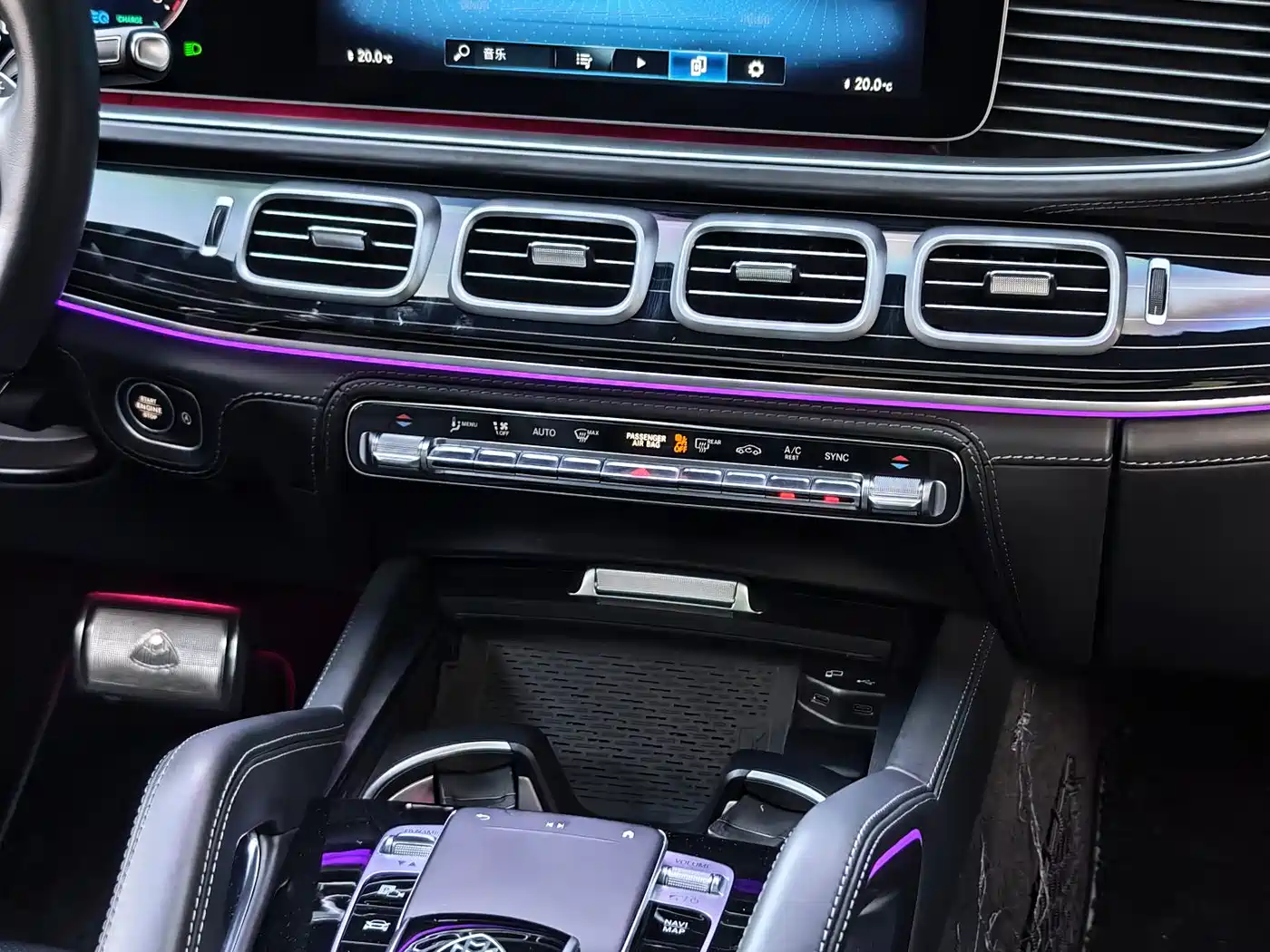 Mercedes-Benz Maybach GLS 2021 GLS 600 4MATIC Etiquette Edition фото 20