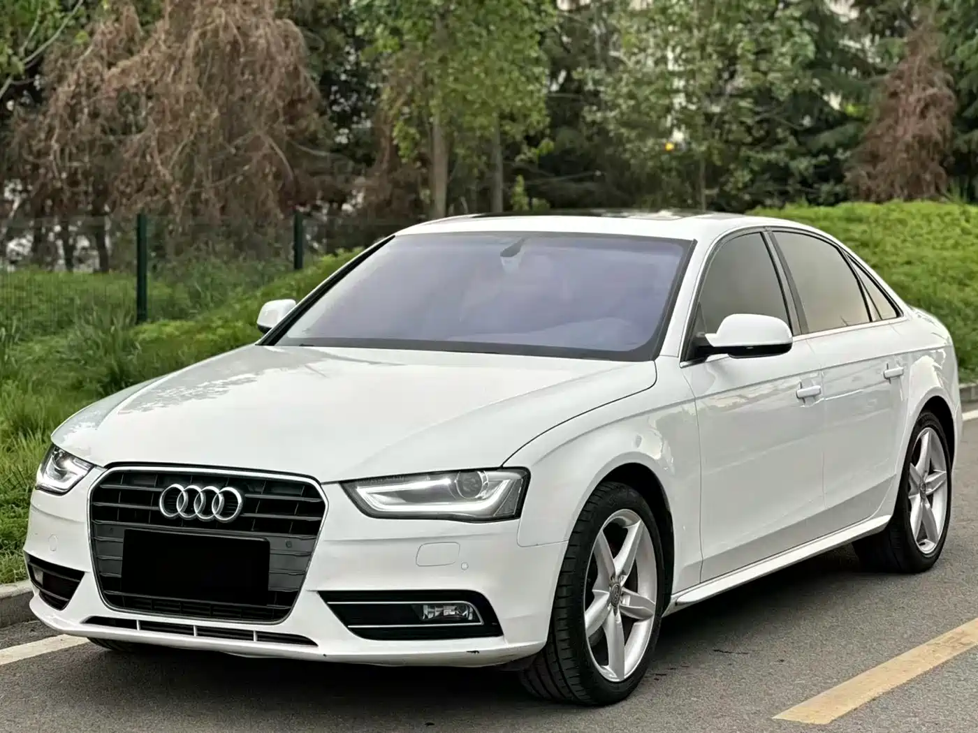 Audi A4L 2015 35 TFSI Auto Standard
