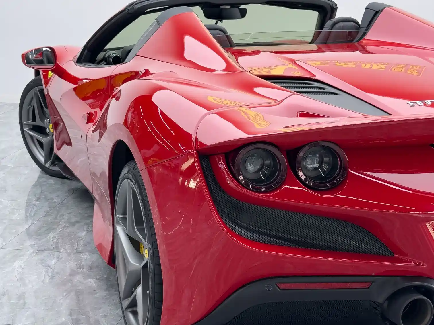 صورة 29 - Ferrari F8