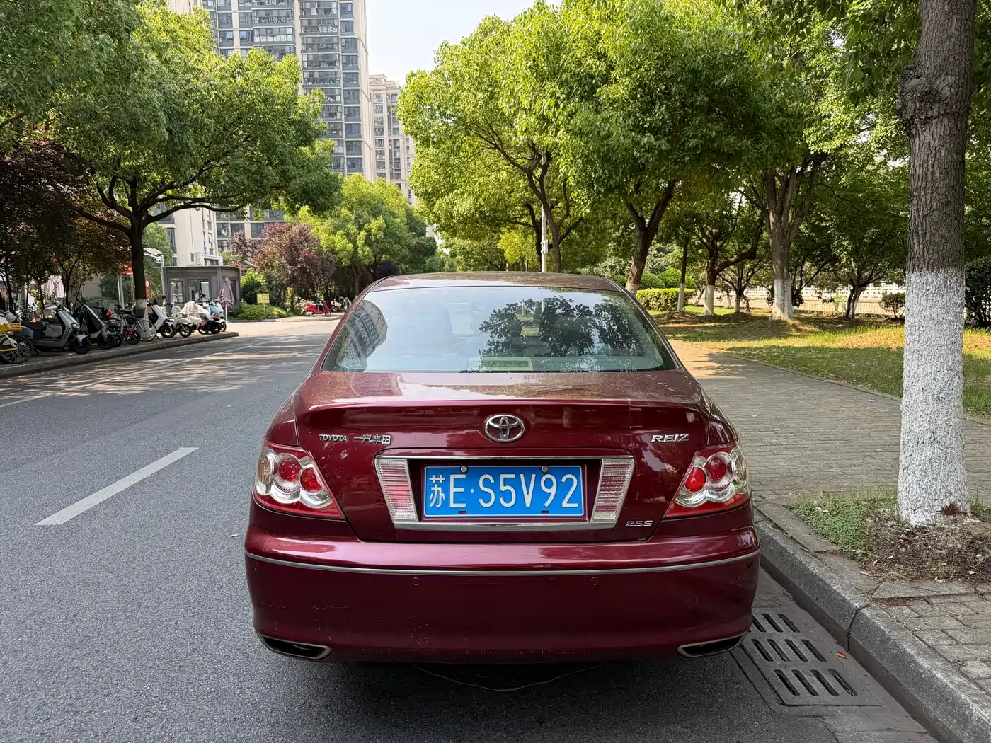 Toyota Reiz 2007 2.5S Leather Sunroof Edition фото 18