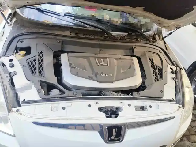 Luxgen Luxgen7 SUV 2013 Edge Limited Edition 2.2T 2WD Smart — фото 3
