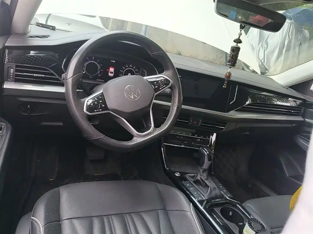 Volkswagen Passat New Energy 2022 430PHEV Hybrid Luxury Edition фото 10