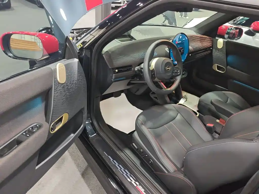 MINI Electric MINI JCW 2025 2025 JOHN COOPER WORKS