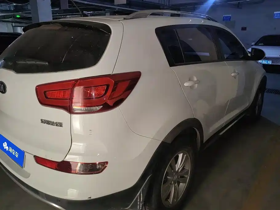 Kia Sportage 2016 2.0L Automatic 2WD GL фото 3