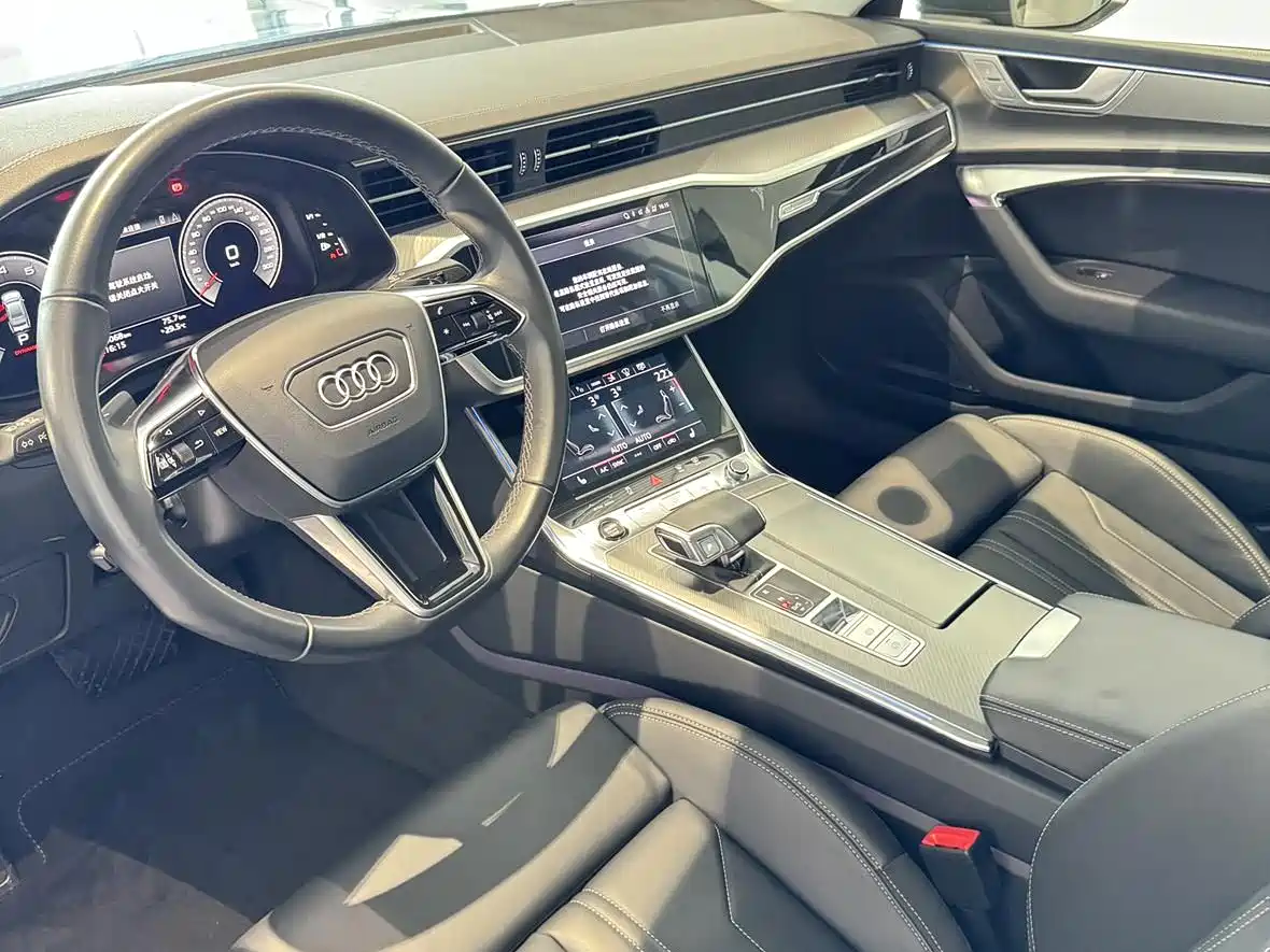 Фото 7 - Audi A7