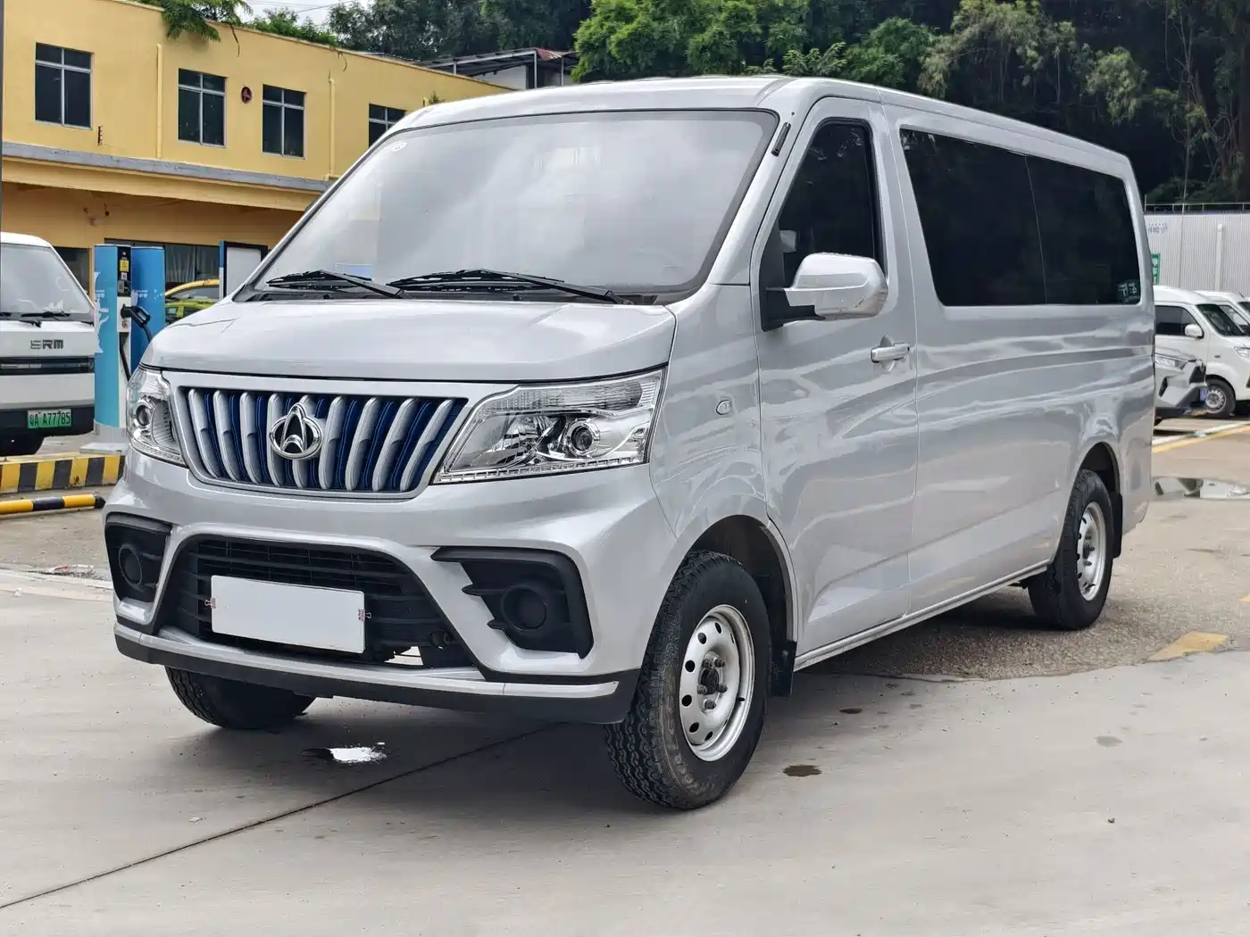 Changan Kaicheng Changan Ruixing EM80 2025 2024 Split-door Comfort 6 Seats 41.86kWh