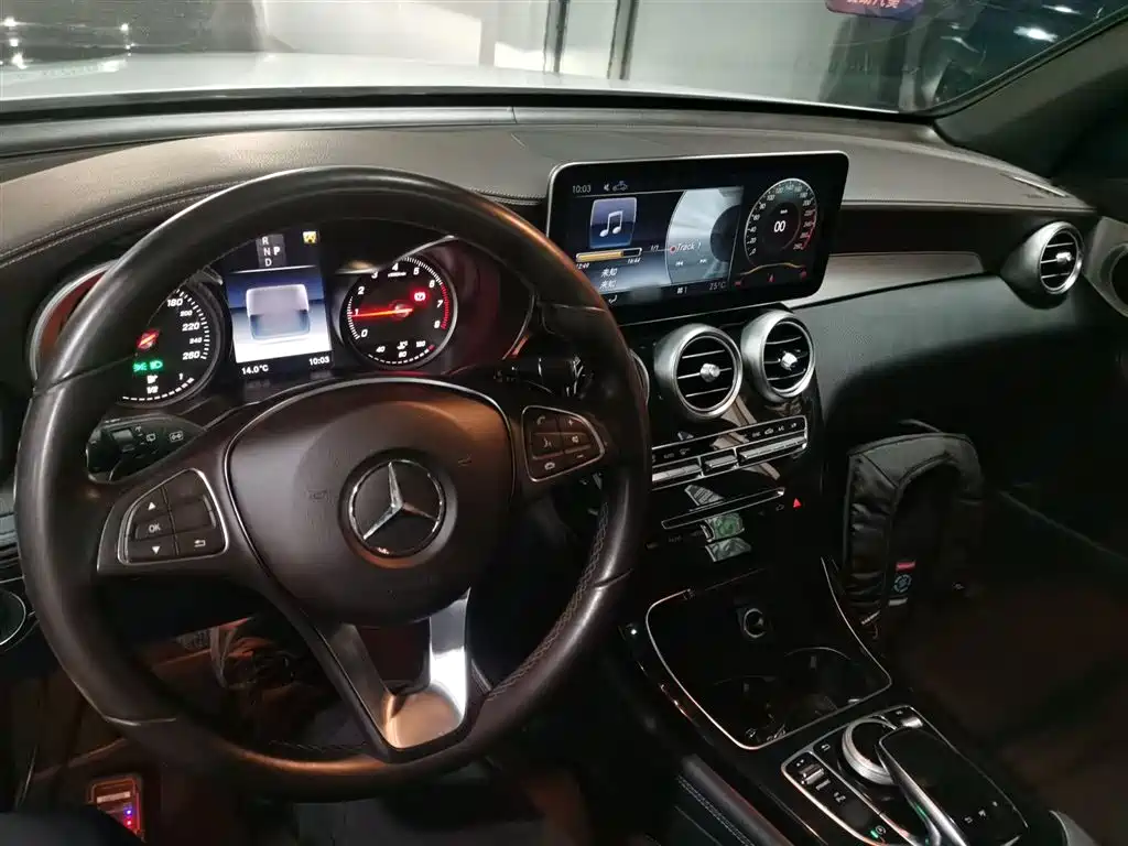 Mercedes-Benz GLC 2018 GLC 200 4MATIC фото 8