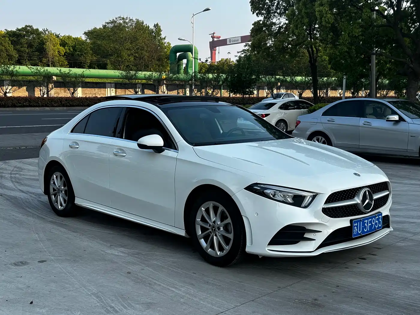 Mercedes-Benz A-Class 2021 A 200 L Sport Sedan Fashion Edition фото 3