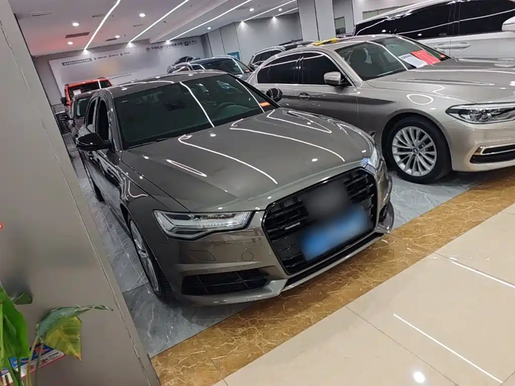 Audi A6L 2018 30th Anniversary 45 TFSI quattro Sport фото 4