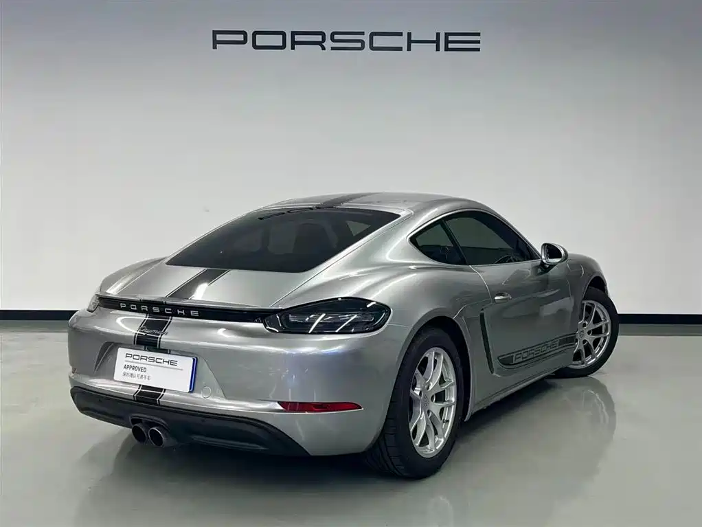 Porsche 718 2018 Cayman 2.0T фото 5