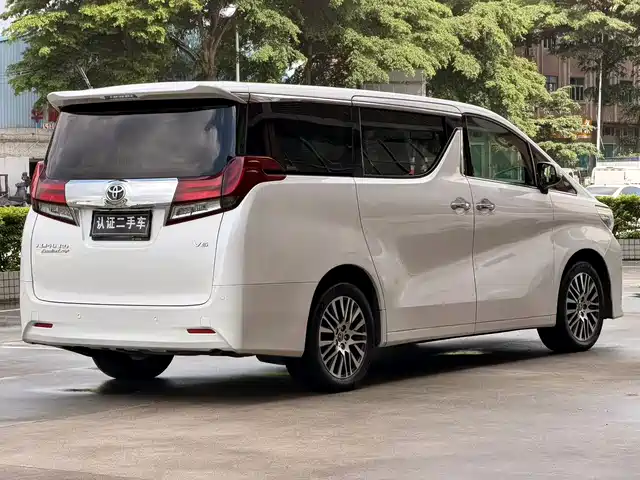 Toyota Alphard 2015 3.5L Premium Edition — фото 3