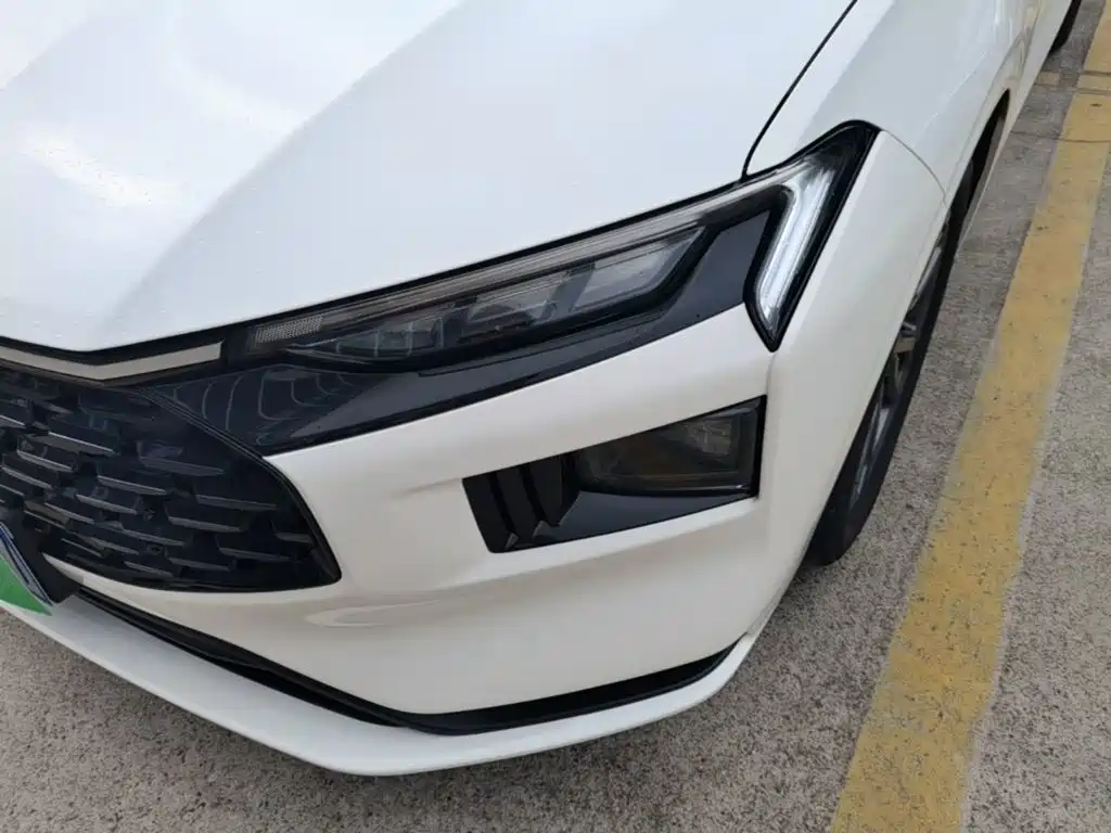 Ford Mondeo 2025 2025 2.0T EcoBoost Luxury
