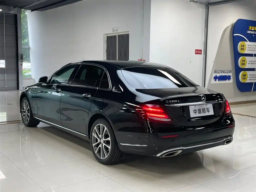 Mercedes-Benz E-Class 2016 E 200 L фото 5