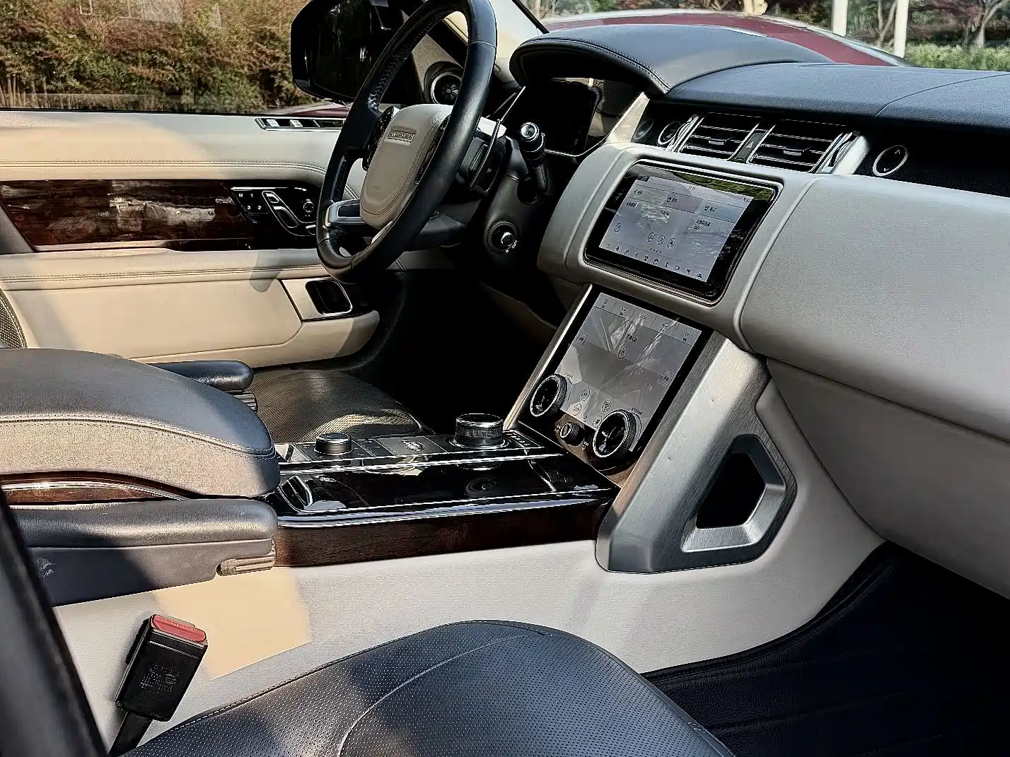 Фото 4 - Land Rover Range Rover