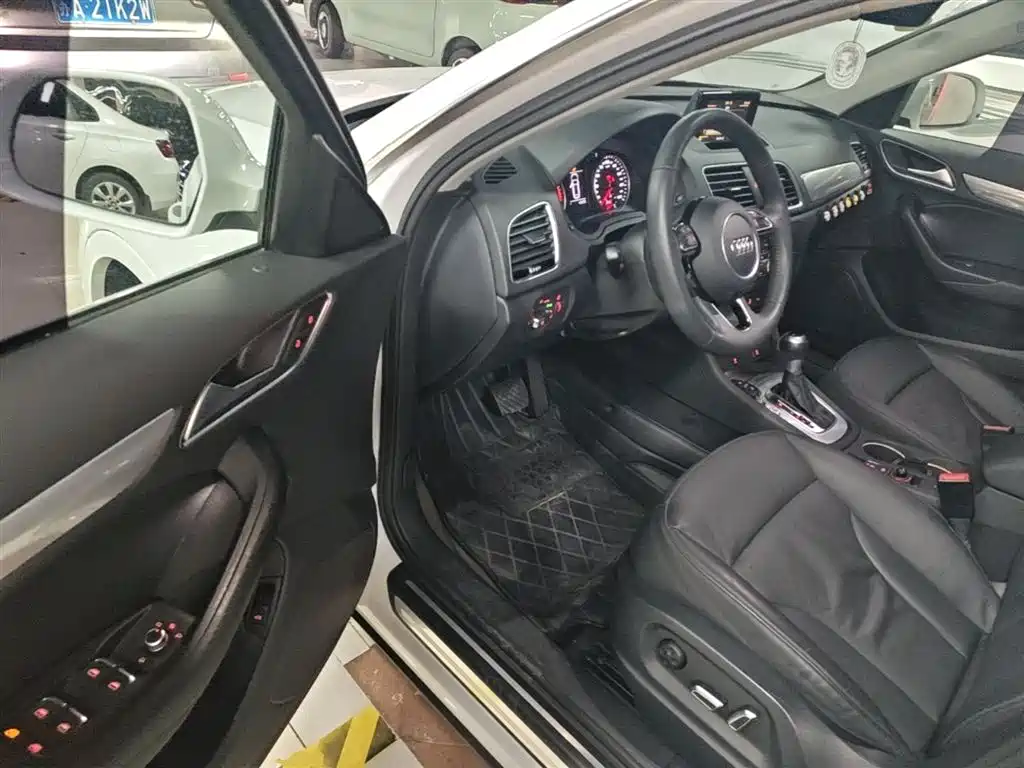 Audi Q3 2017 35 TFSI Style фото 16