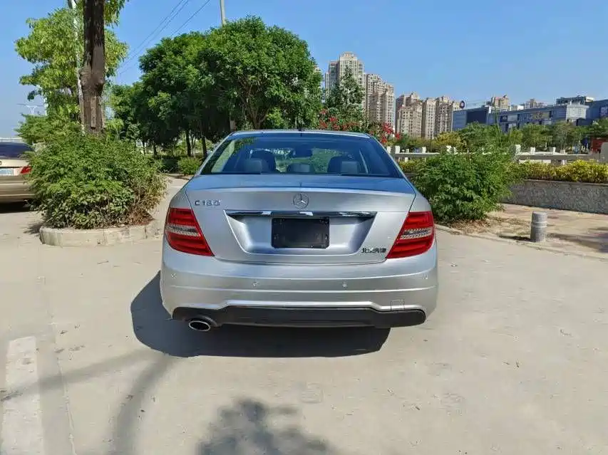Фото 6 - Mercedes-Benz C-Class