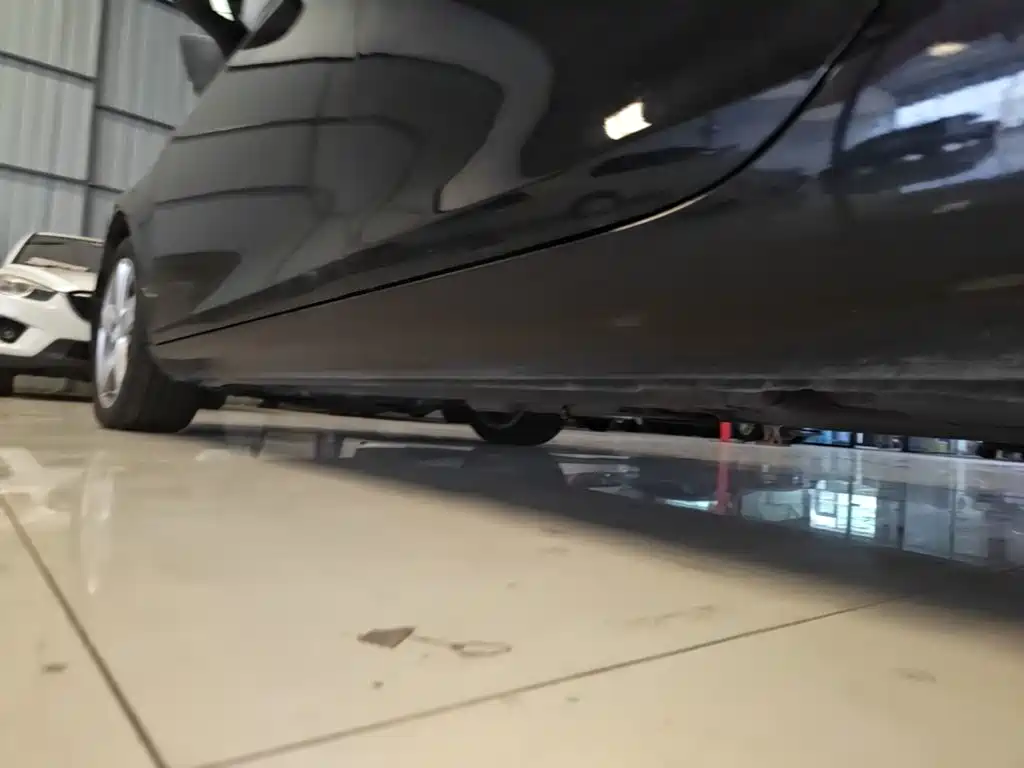 Besturn B90 2015 2014 1.8T Automatic Luxury