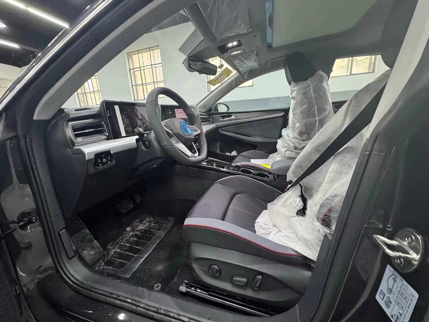 Volkswagen Lamando 2025 2025 Model Year Lamando L 280TSI DSG Cool & Spicy PLUS Edition