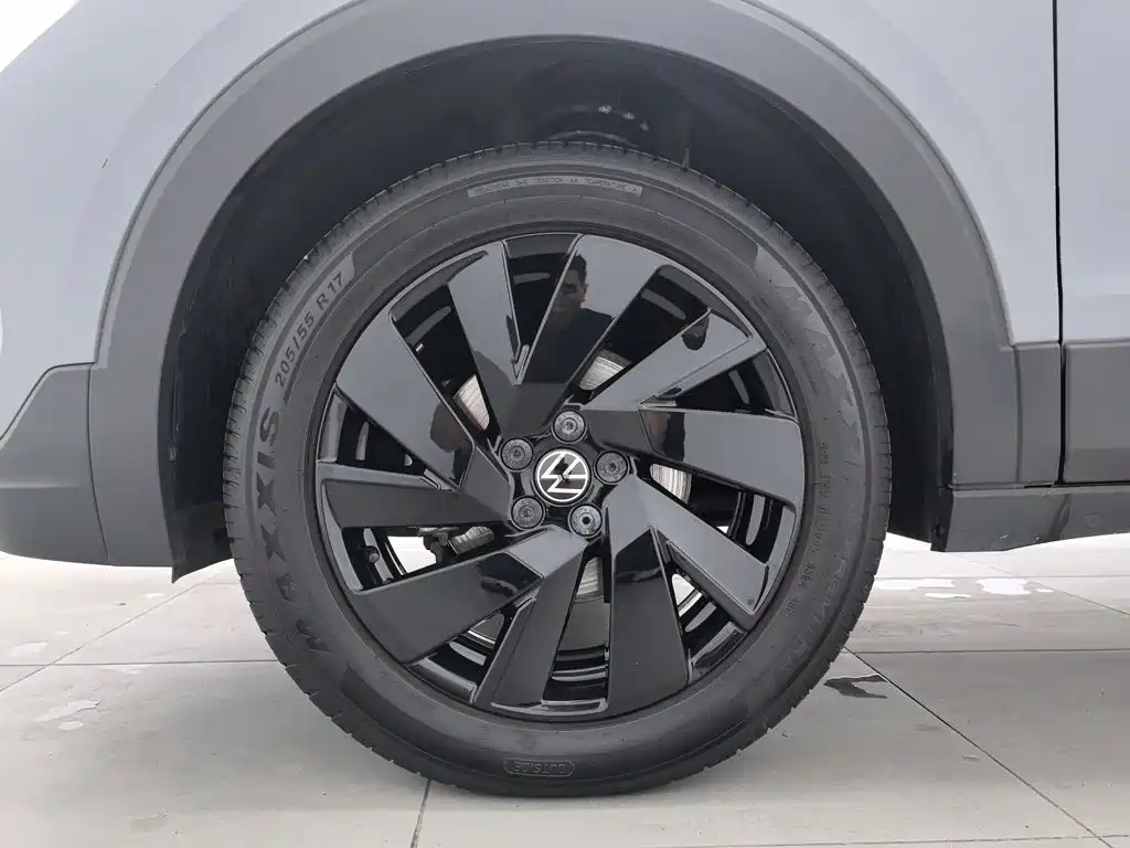 Фото 17 - Volkswagen Tharu