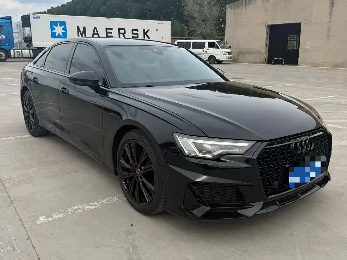 Audi A6L 2023 45 TFSI Premium Selection Dynamic фото 3