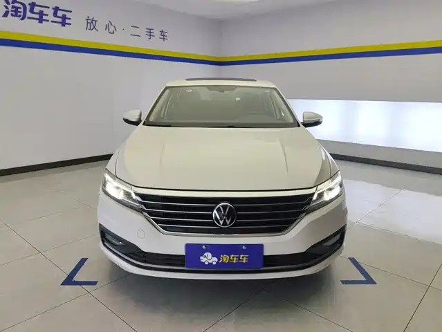 Volkswagen Lavida 2021 1.5L Auto Comfort Edition — фото 2