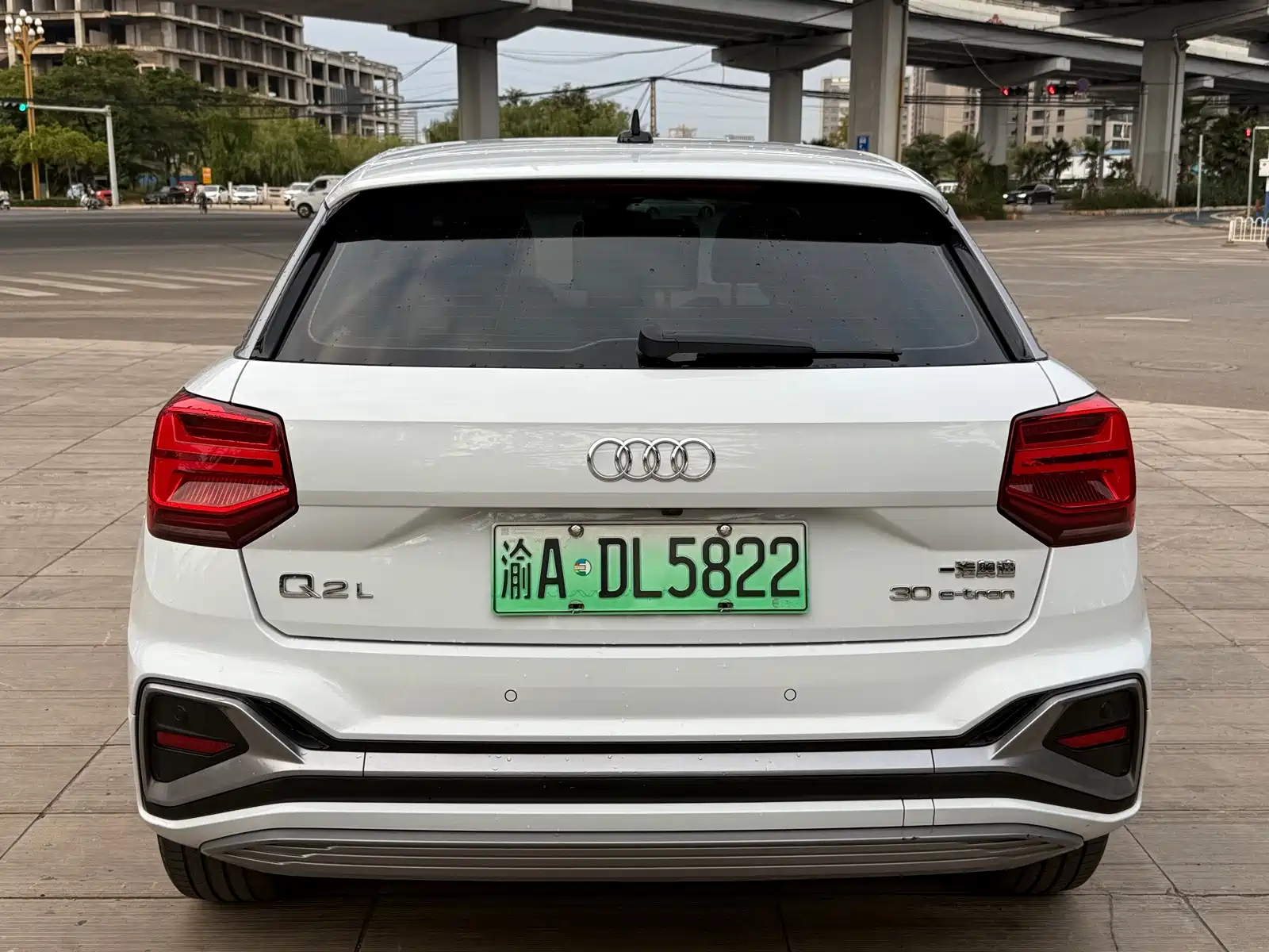 Фото 5 - Audi Q2L e-tron