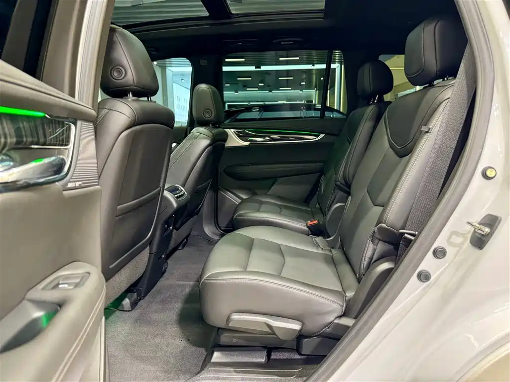 Cadillac XT6 2022 2.0T 6-Seater 4WD Luxury Edition фото 26