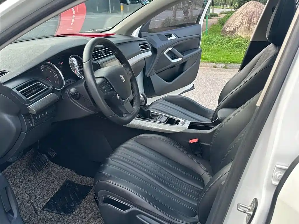 Peugeot 408 2019 350THP Automatic Luxury Edition China V фото 7