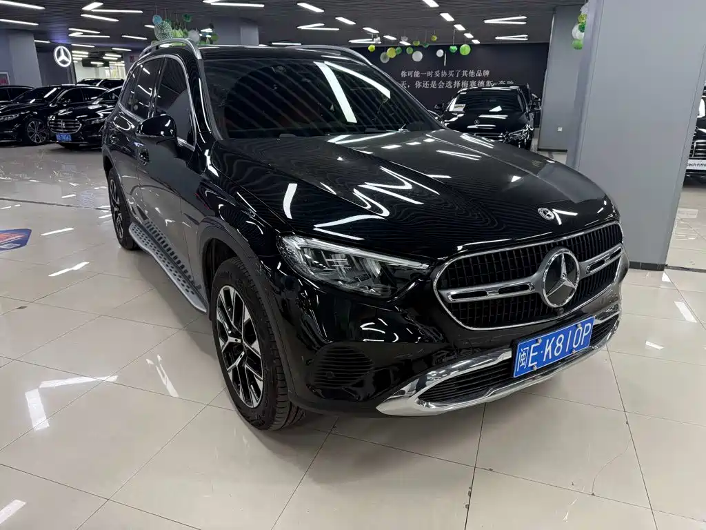 2026 Mercedes-Benz GLC