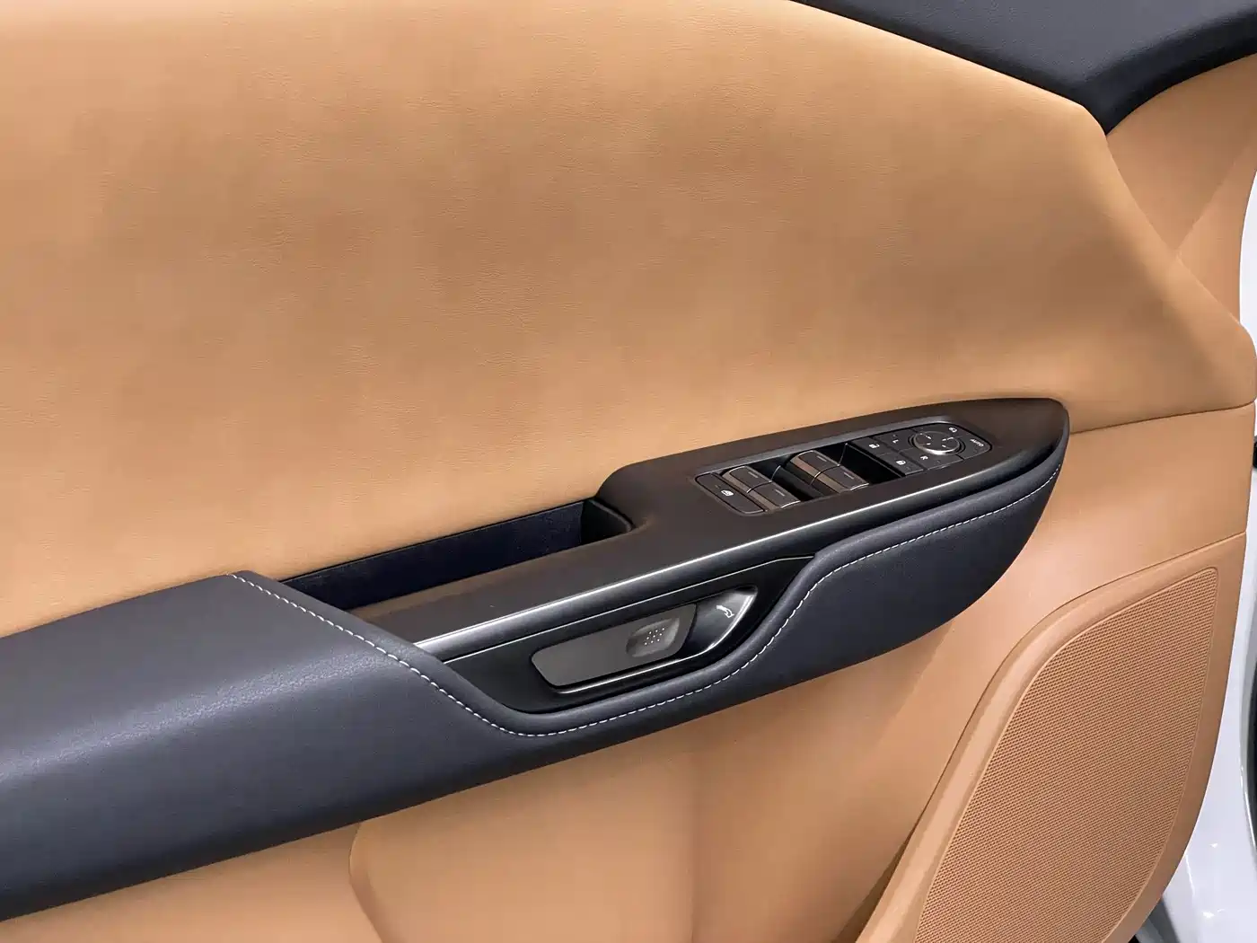 Lexus RZ 2024 2023 300e Long Range Luxury Edition
