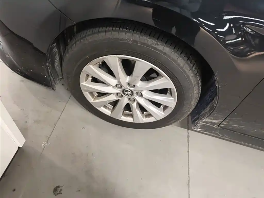 Toyota Camry 2018 2.0G Luxury Edition фото 23