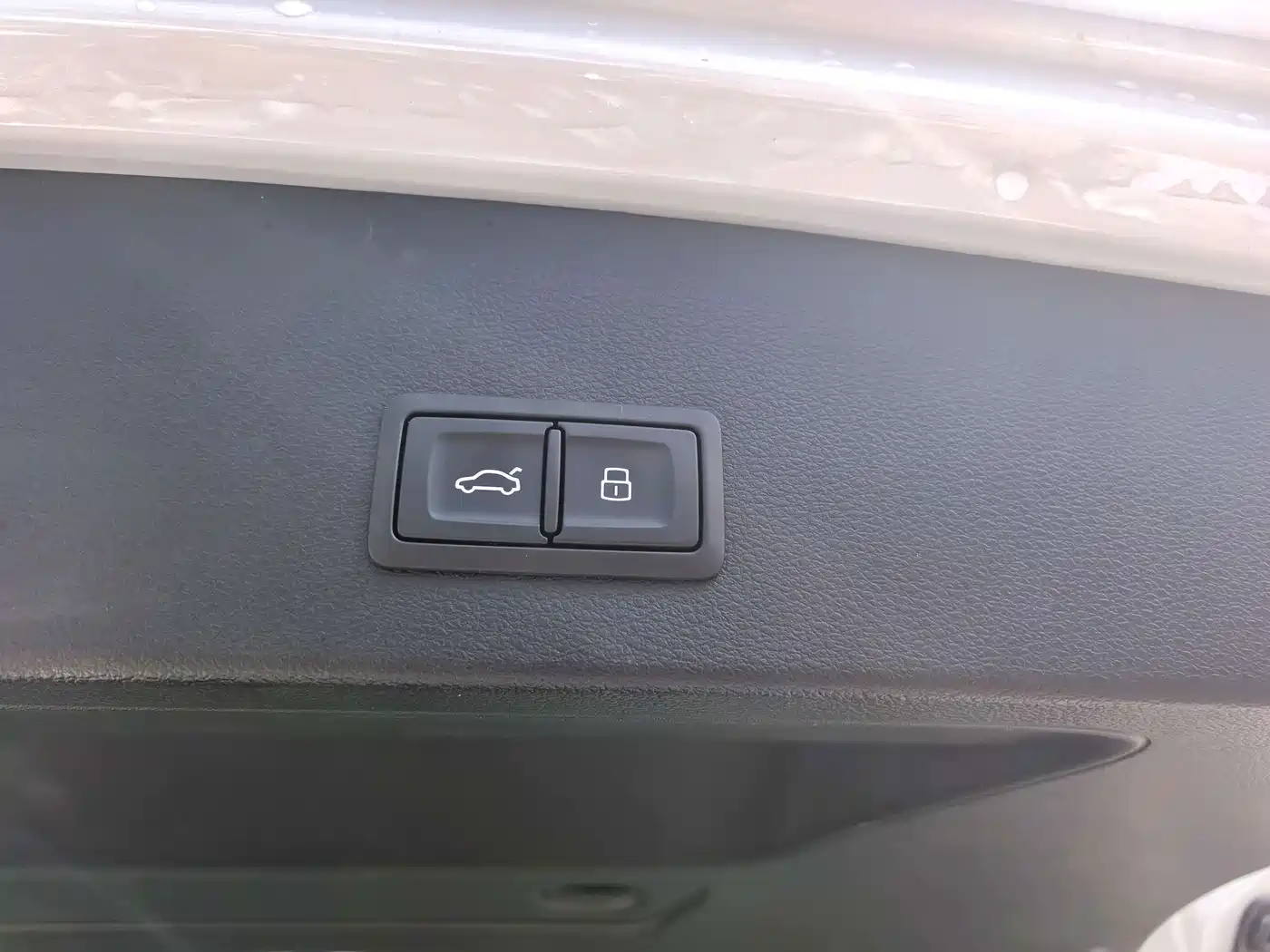 Фото 16 - Audi Q2L