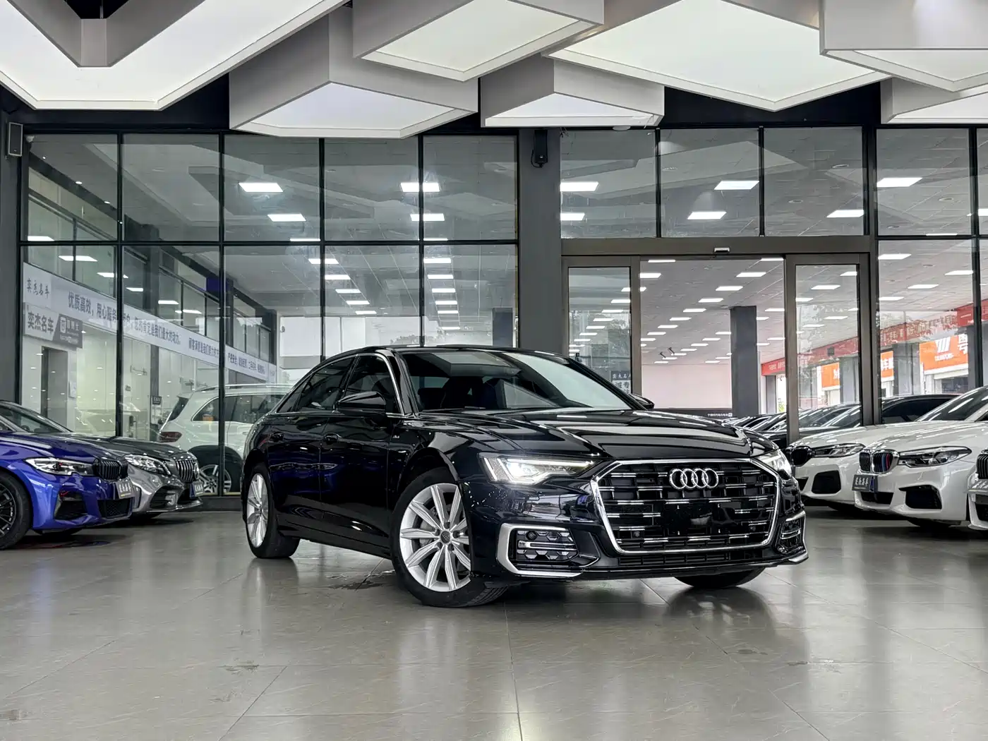 Audi A6L 2021 45 TFSI Exclusive Sport фото 3